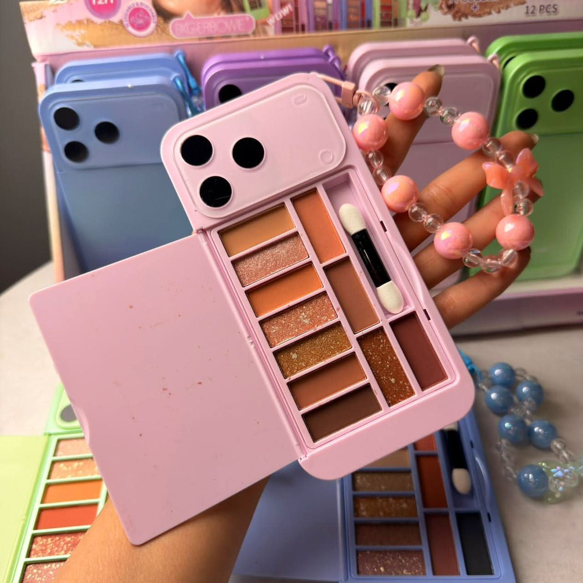 IPhone 17 Pro Max Style Eyeshadow Palette With Hand Band - Image 2